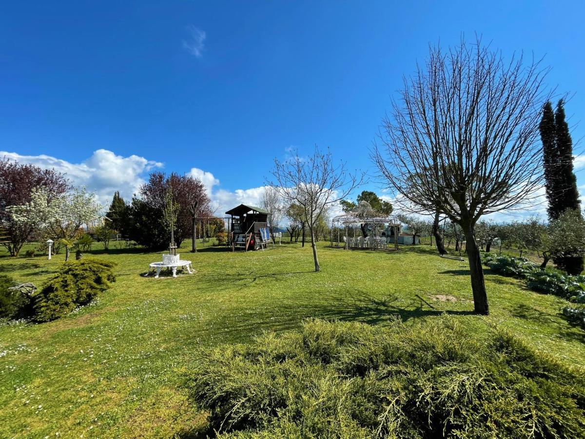 Apartamento Con Piscina E Giardino A *